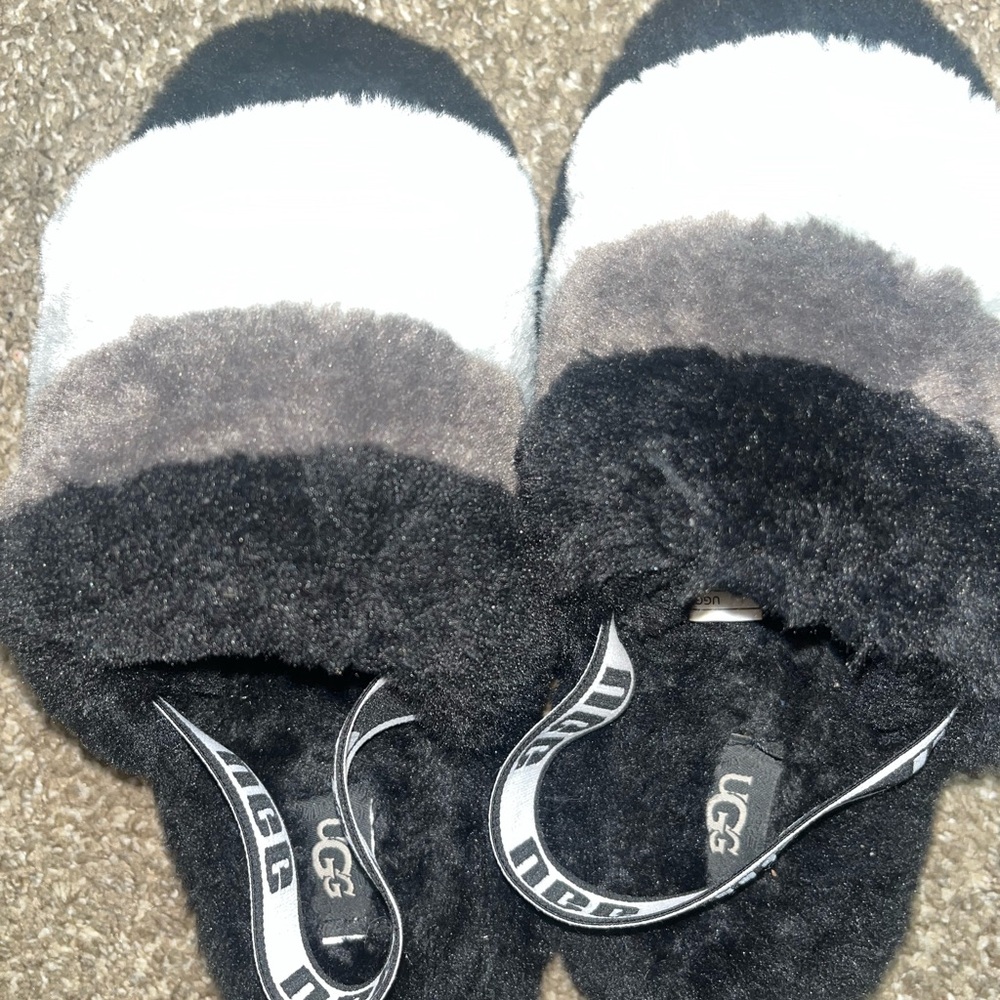 UGG Fluff Yeah Slides